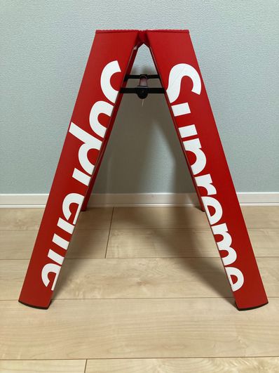 Supreme Lucano® Step Ladder "Red"