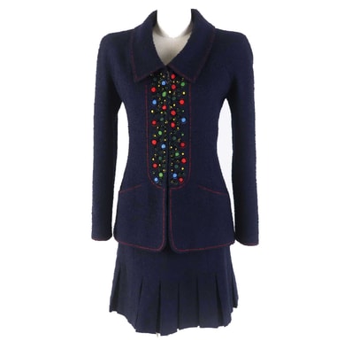 美品 シャネル
セットアップ ネイビー レディース 36・36 97A P09685