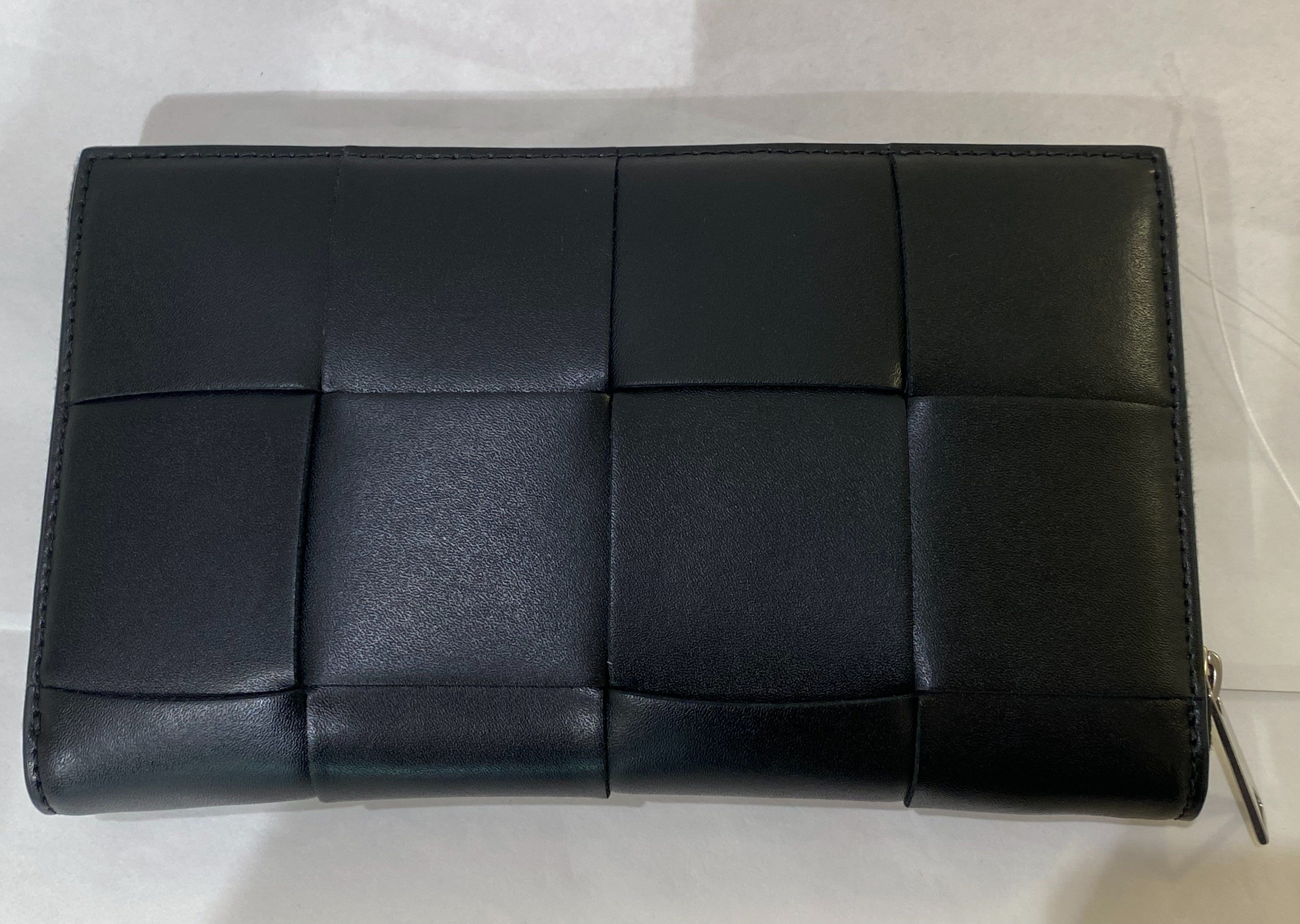 ボッテイッガ 長財布 マキシイントレチャート ブラック カーフ