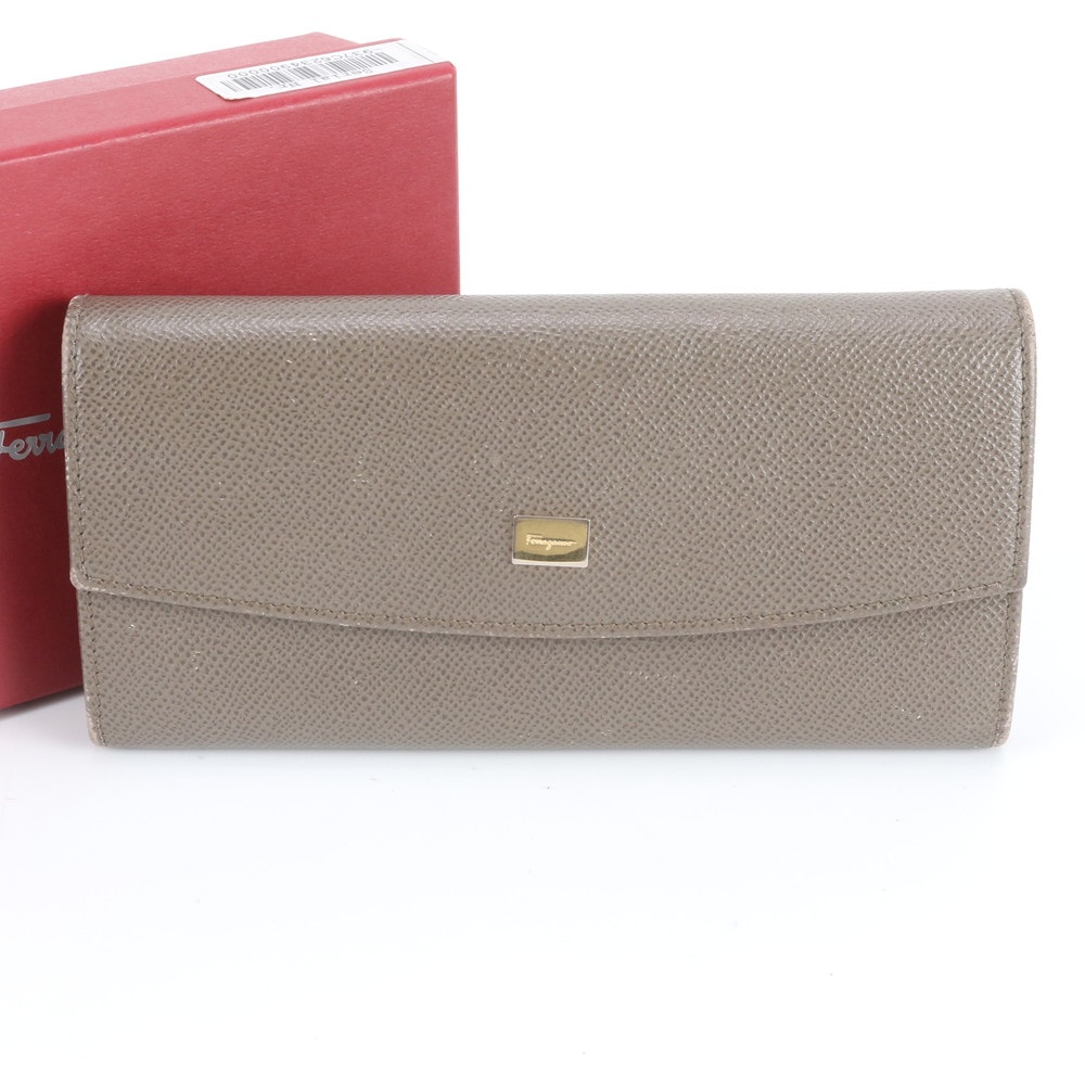 ■美品 サルヴァトーレフェラガモ0719318 長財布 レザー