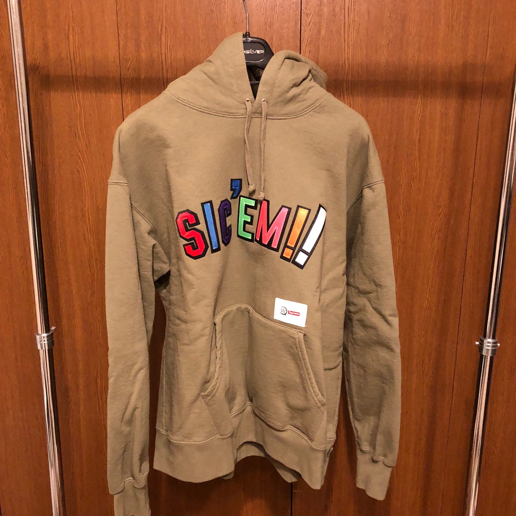 Supreme / WTAPS Sic'em! Hooded Sweatshirt "Olive Drab"