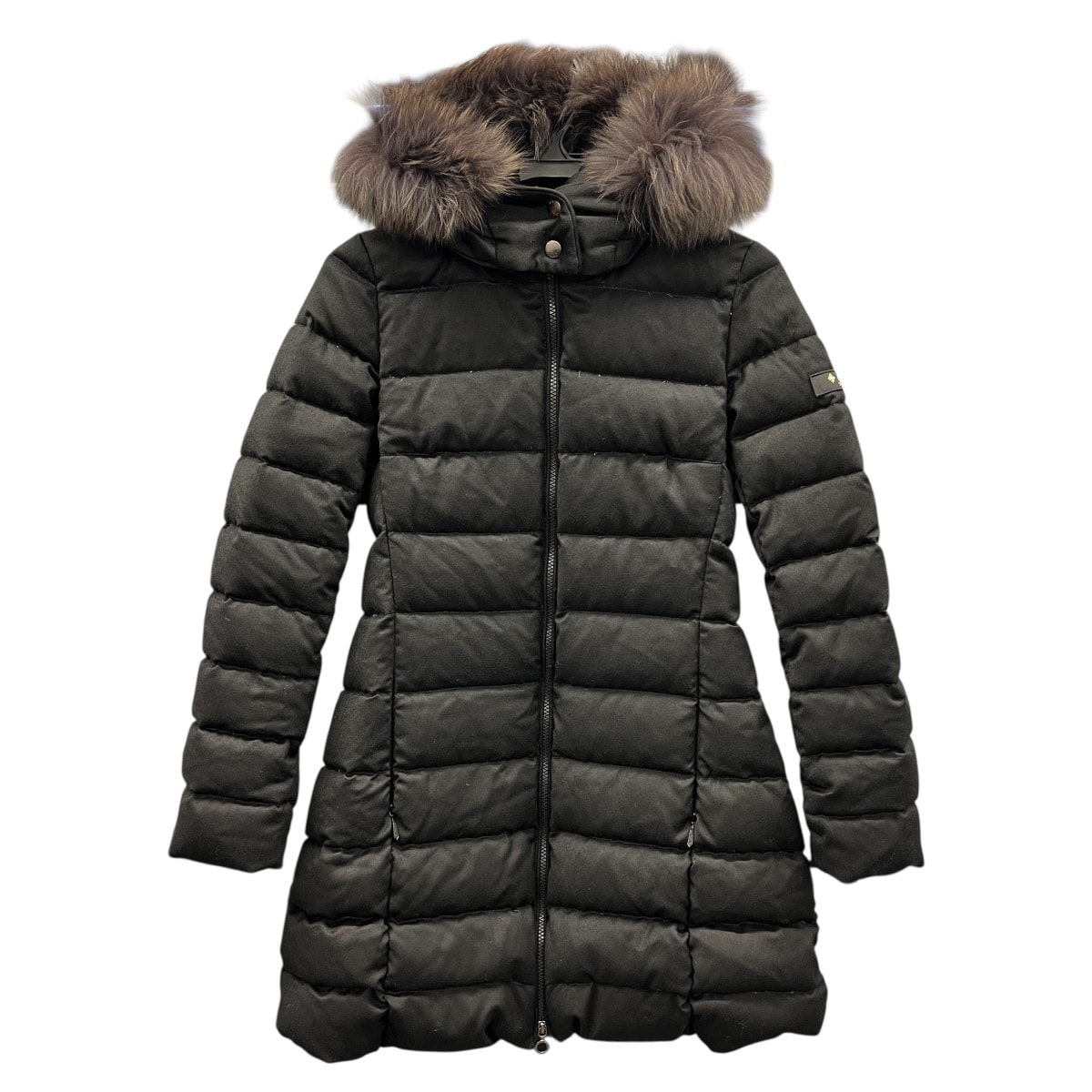 TATRAS 美品 タトラス LAVIANA ラヴィアナ ダウンジャケット LTA19A4571 ウール ダウン ラクーンファー ブラック サイズ02 ダウンコート アウター ラビアナ ABランク 中古 鑑定済 タトラスダウンジャケット