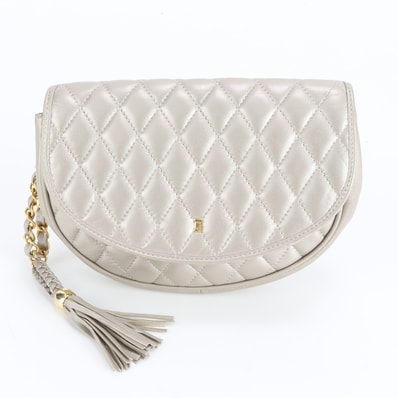 バリー キルティング タッセルクラッチ バッグ レザー