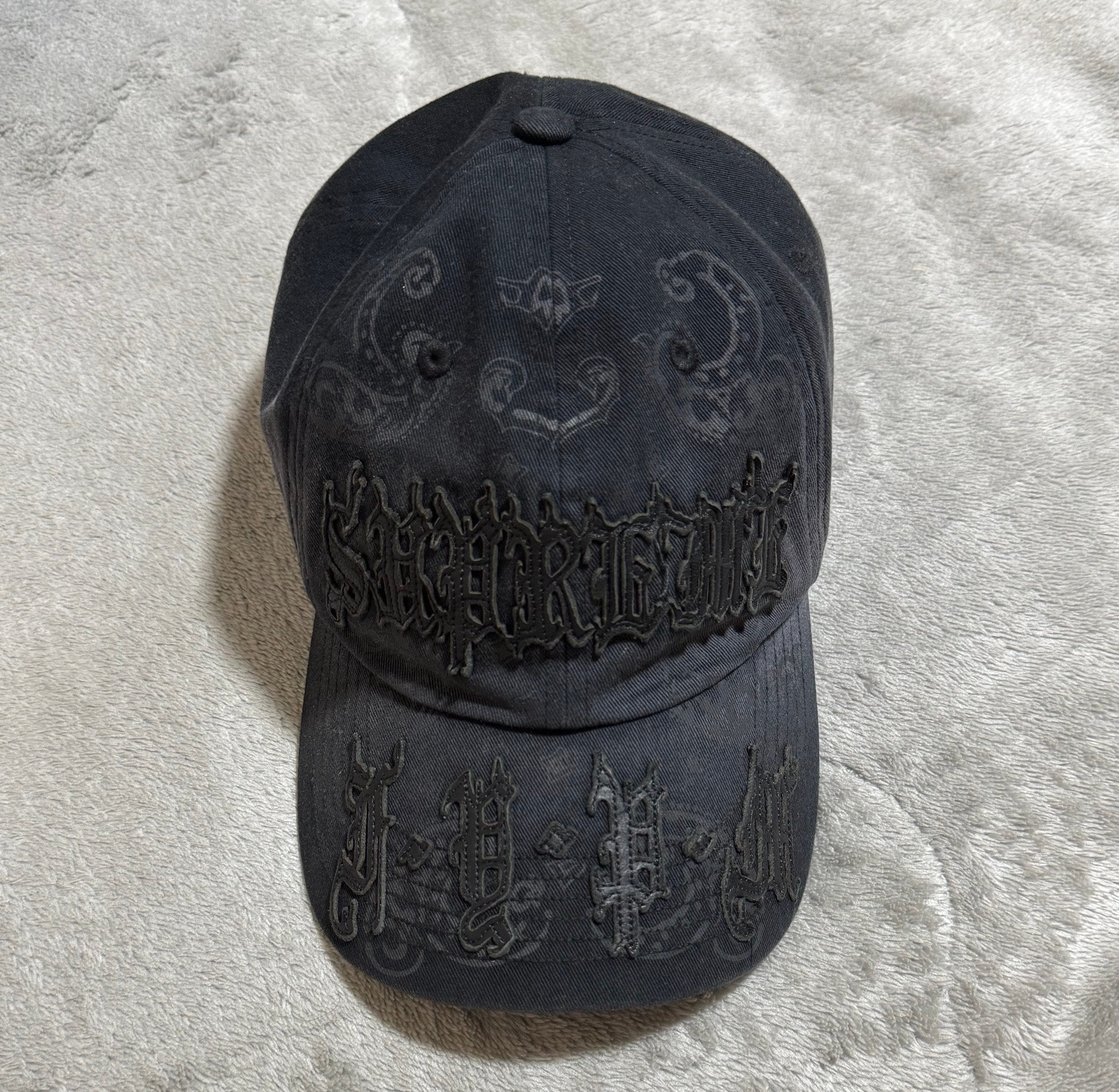 Supreme Leather Applique 6-Panel "Black"