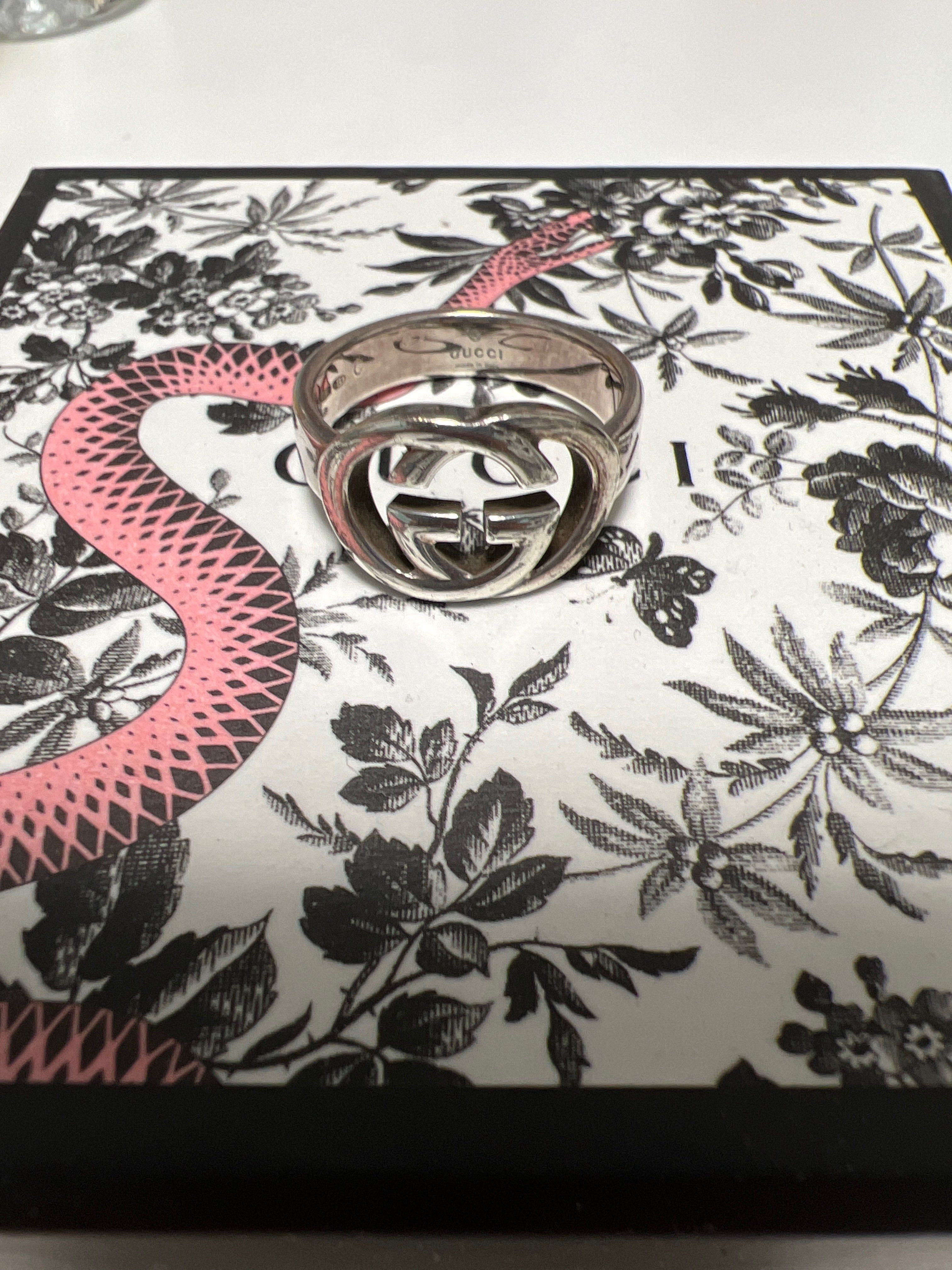 GUCCI リング