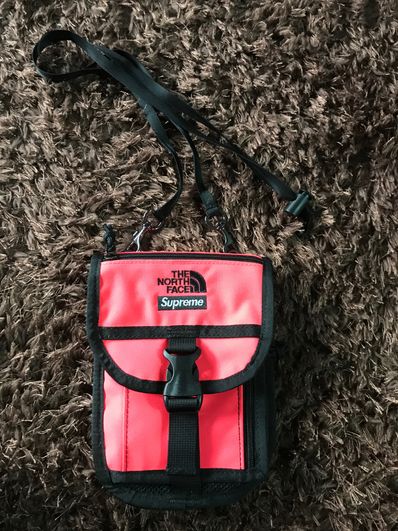 Supreme x The North Face RTG Utility Pouch "Red"