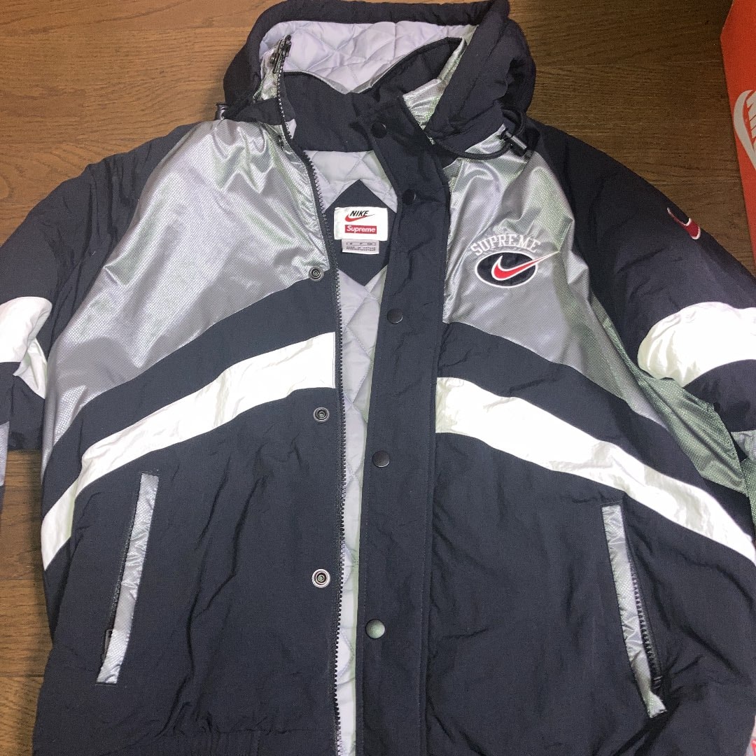Supreme / Nike Hooded Sport Jacket "Silver"