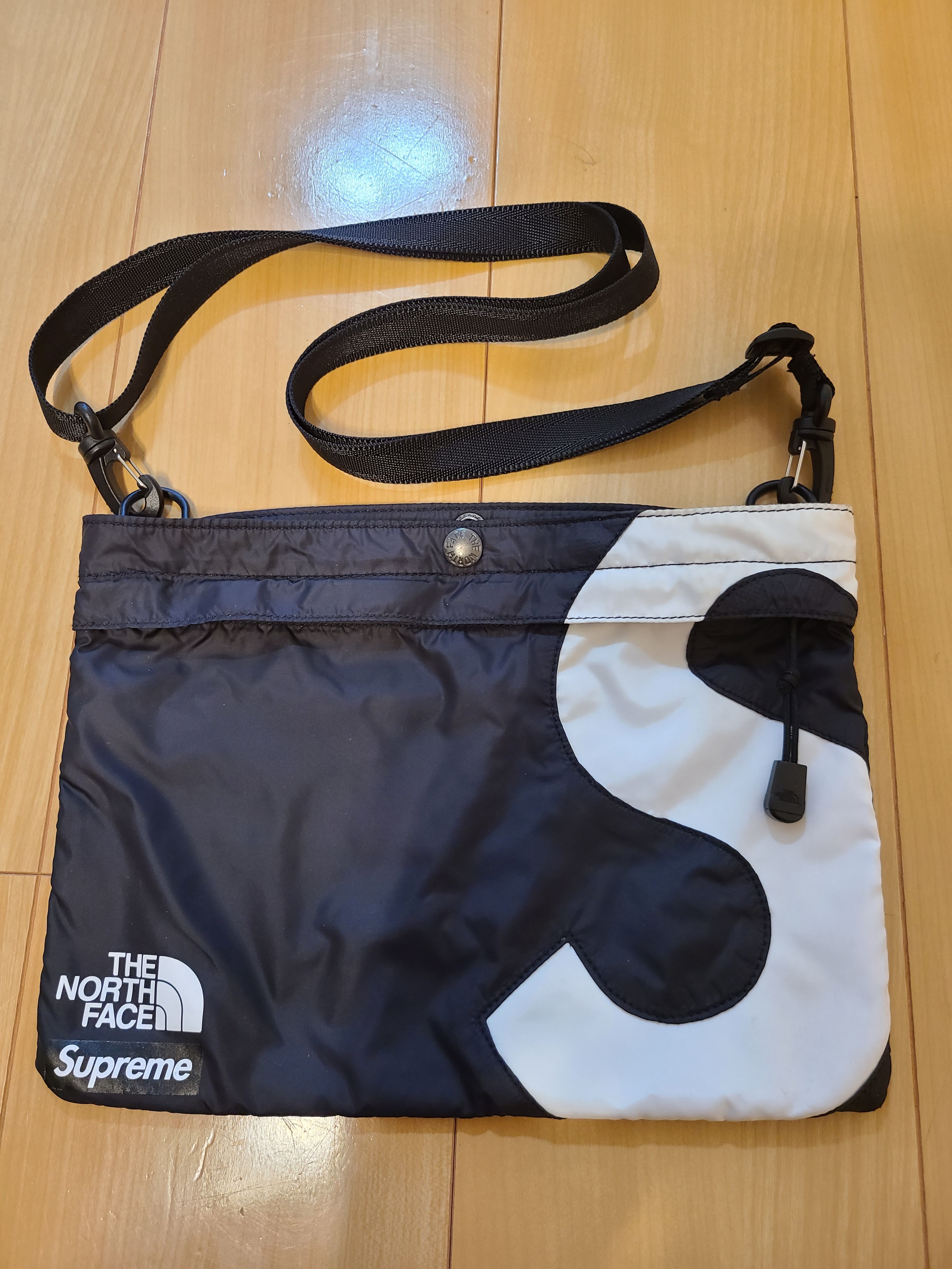 Supreme x The North Face S Logo Shoulder Bag "Black"