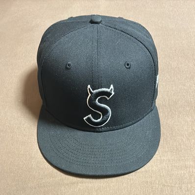 Supreme S Logo New Era "Black" (22FW)