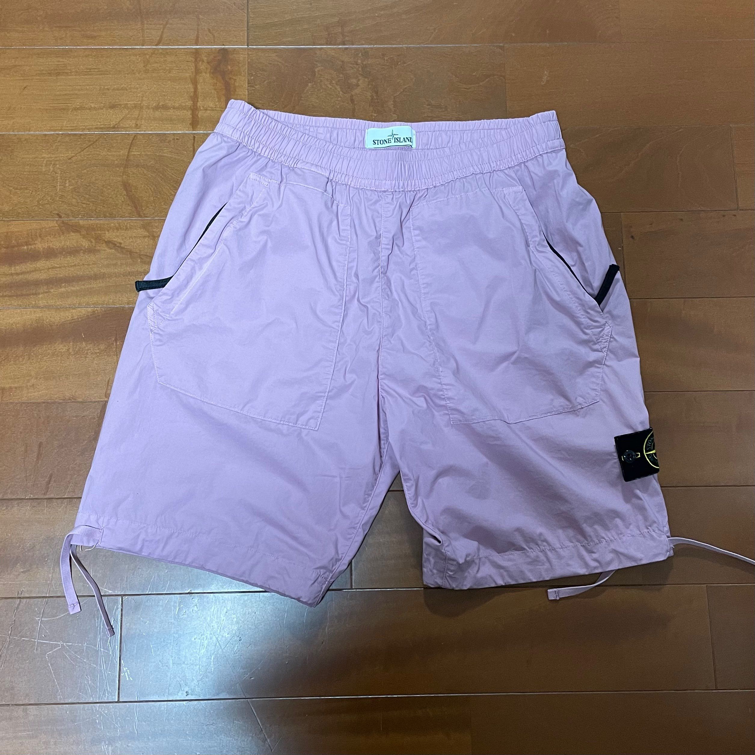 Stone Island ハーフパンツ ピンク