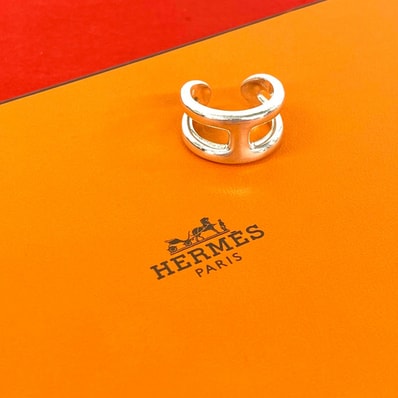 HERMES エルメス オスモズ PM リング シルバー925 リング・指輪 16号 シルバー
10570