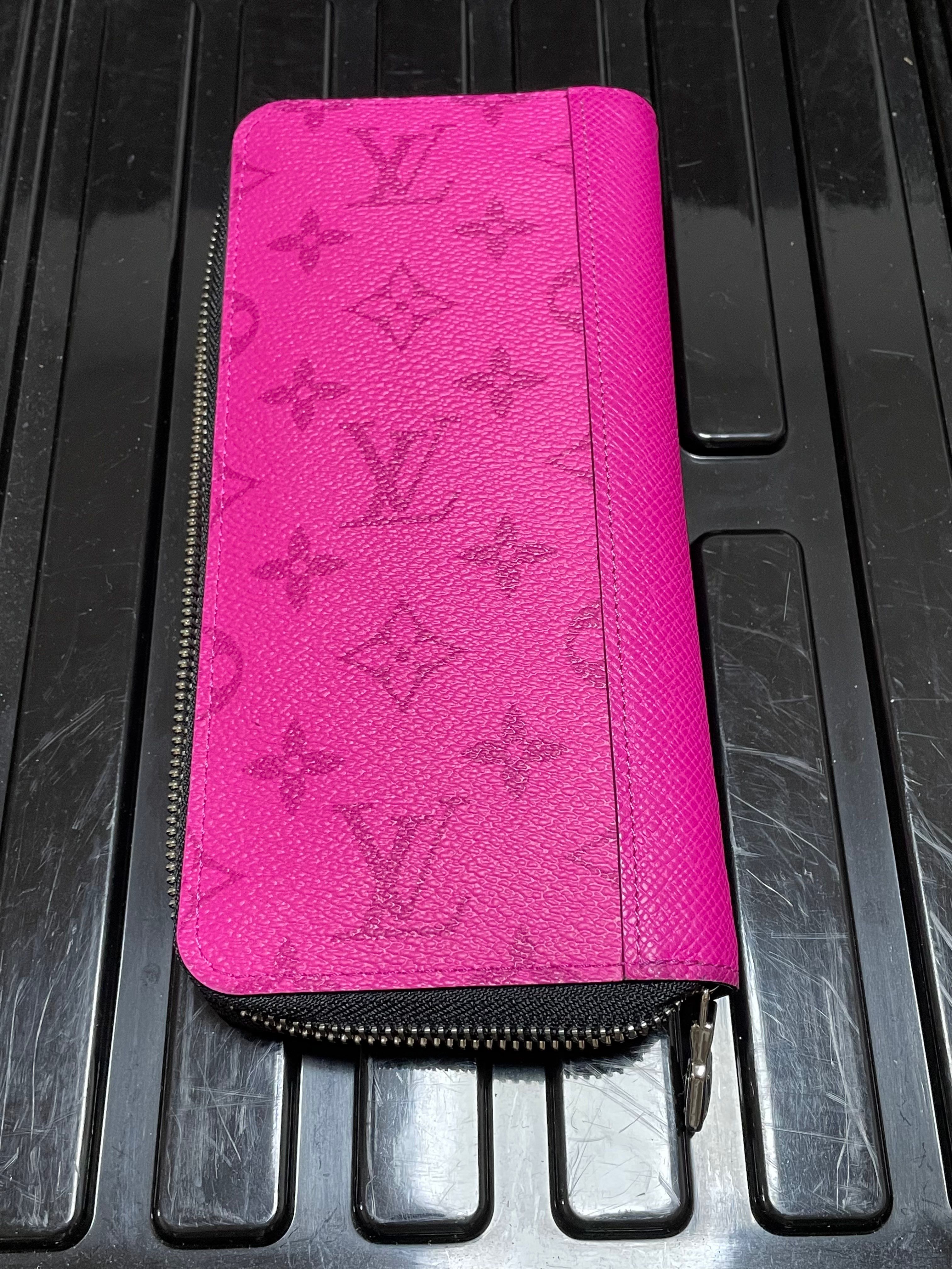 Louis Vuitton Zippy Wallet Vertical Taigarama "Fuchsia"