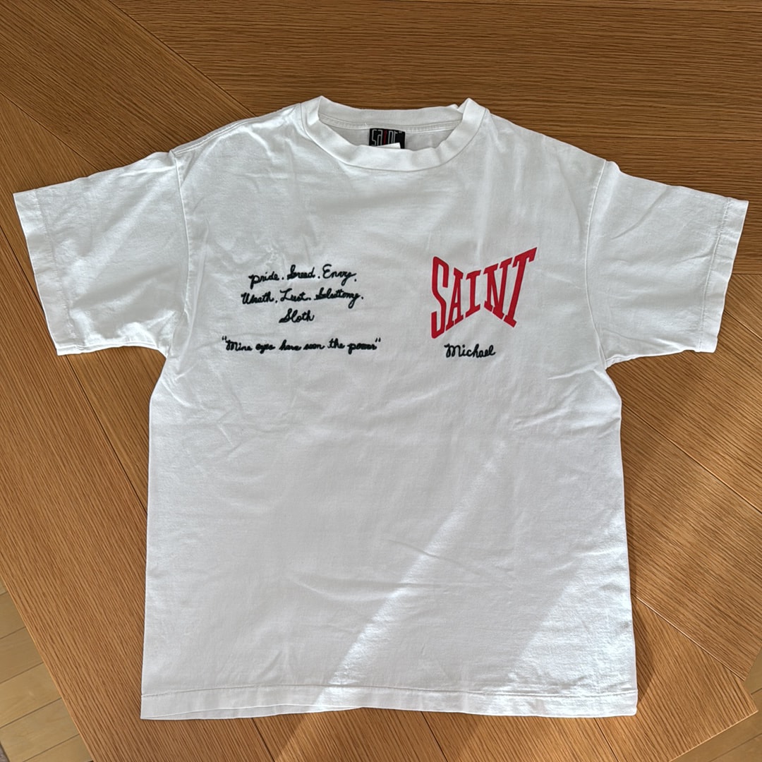 SAINT Mxxxxxx SAINT LOGO MESSAGE T-SHIRT "White"