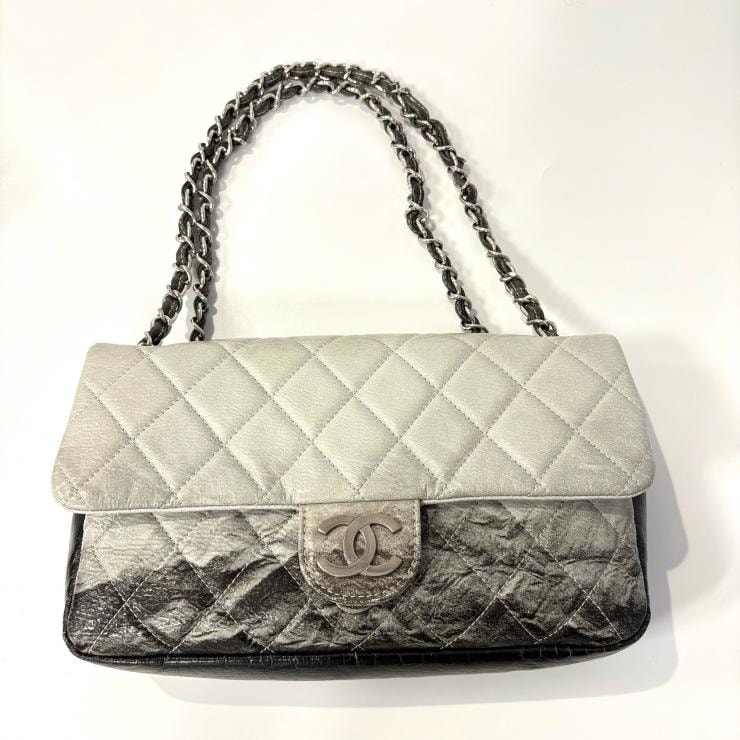 シャネル CHANEL マトラッセ フラップチェーンショルダー グラデーション レザー グレー ブラック SV金具 【鑑定済み】正規品