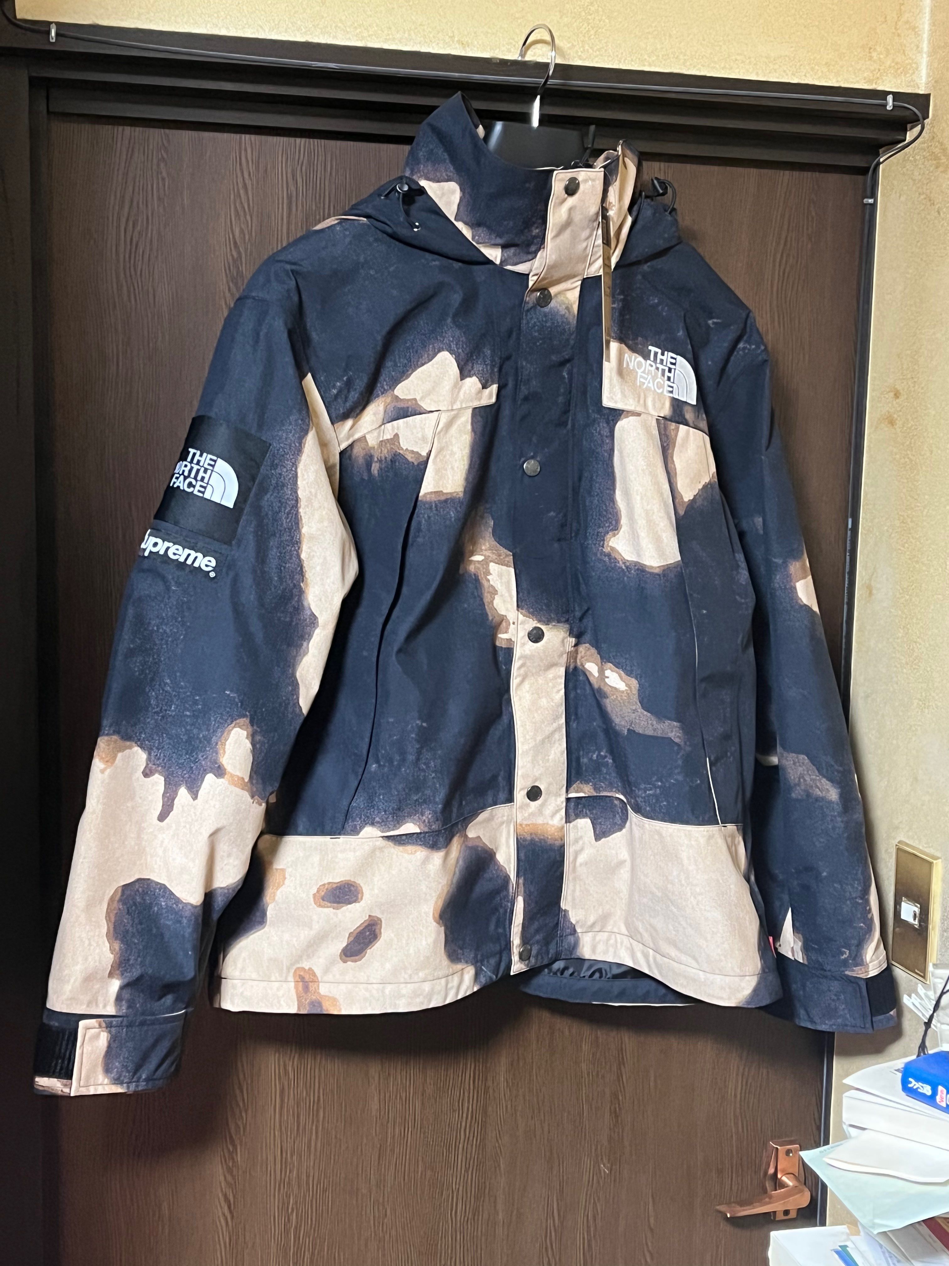 Supreme x The North Face Bleached Denim Print Mountain Jacket "Black"