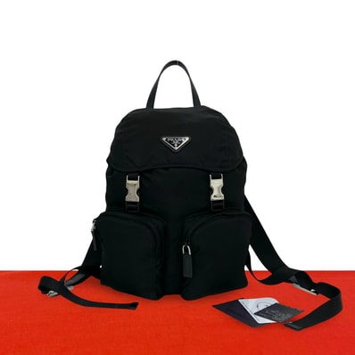 PRADA プラダ 三角ロゴ 金具 ナイロン レザー リュックサック ブラック
61906