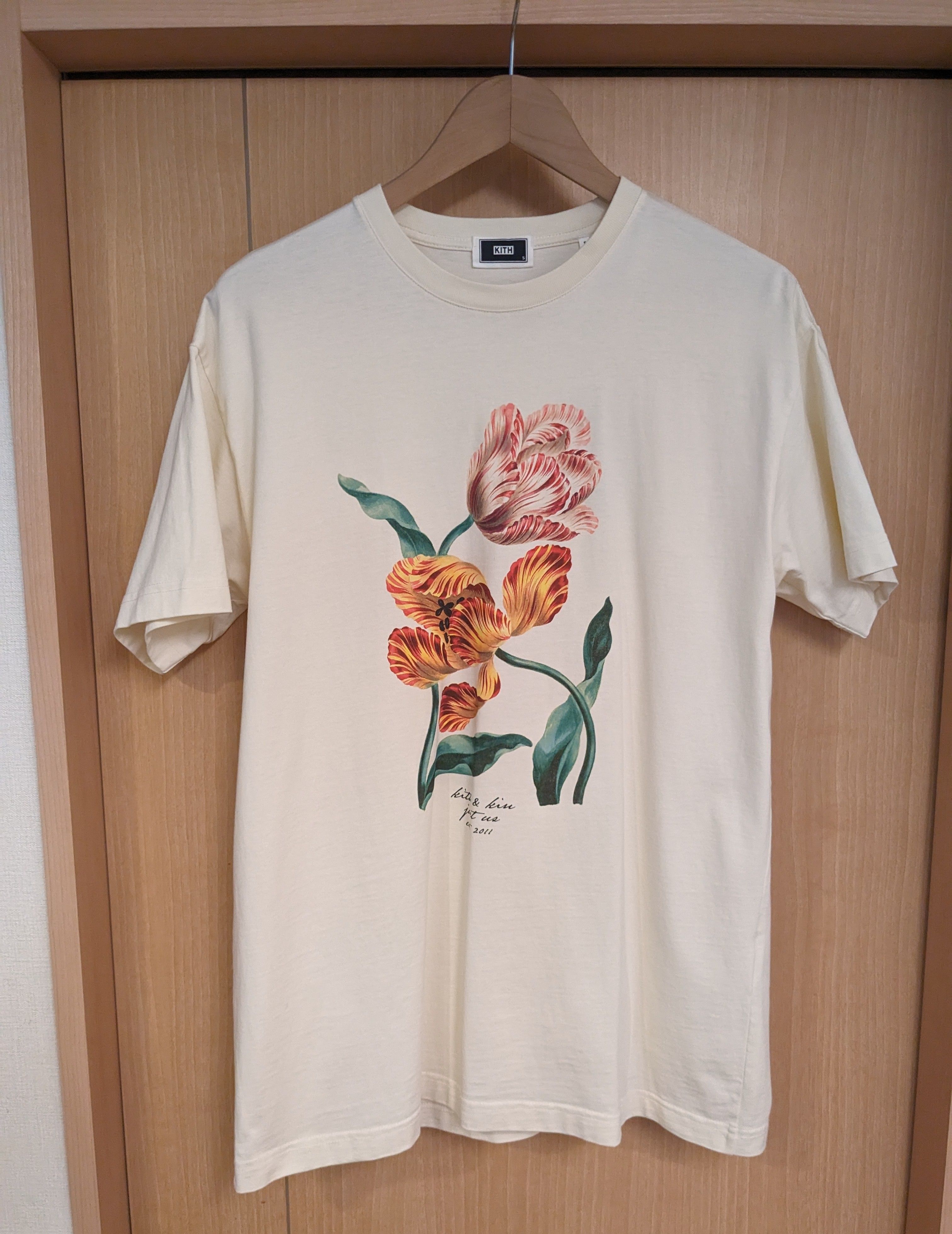kith tulip vintage tee