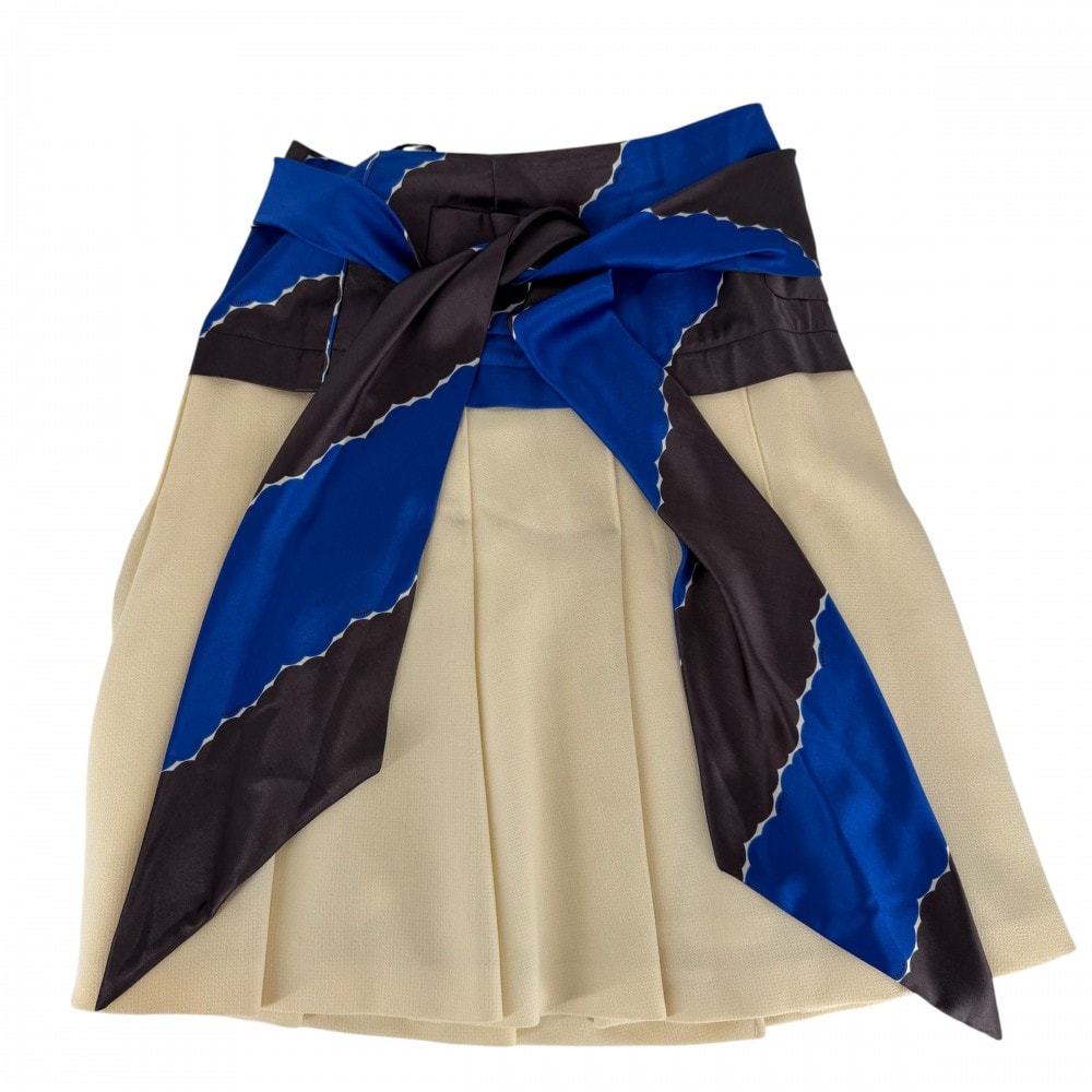 CHANEL シャネル スカート シルクプリーツスカート アパレル 服 34 アイボリー ブルー 青 シルバー金具 ウール    レディース 春 秋 2005年【中古品】