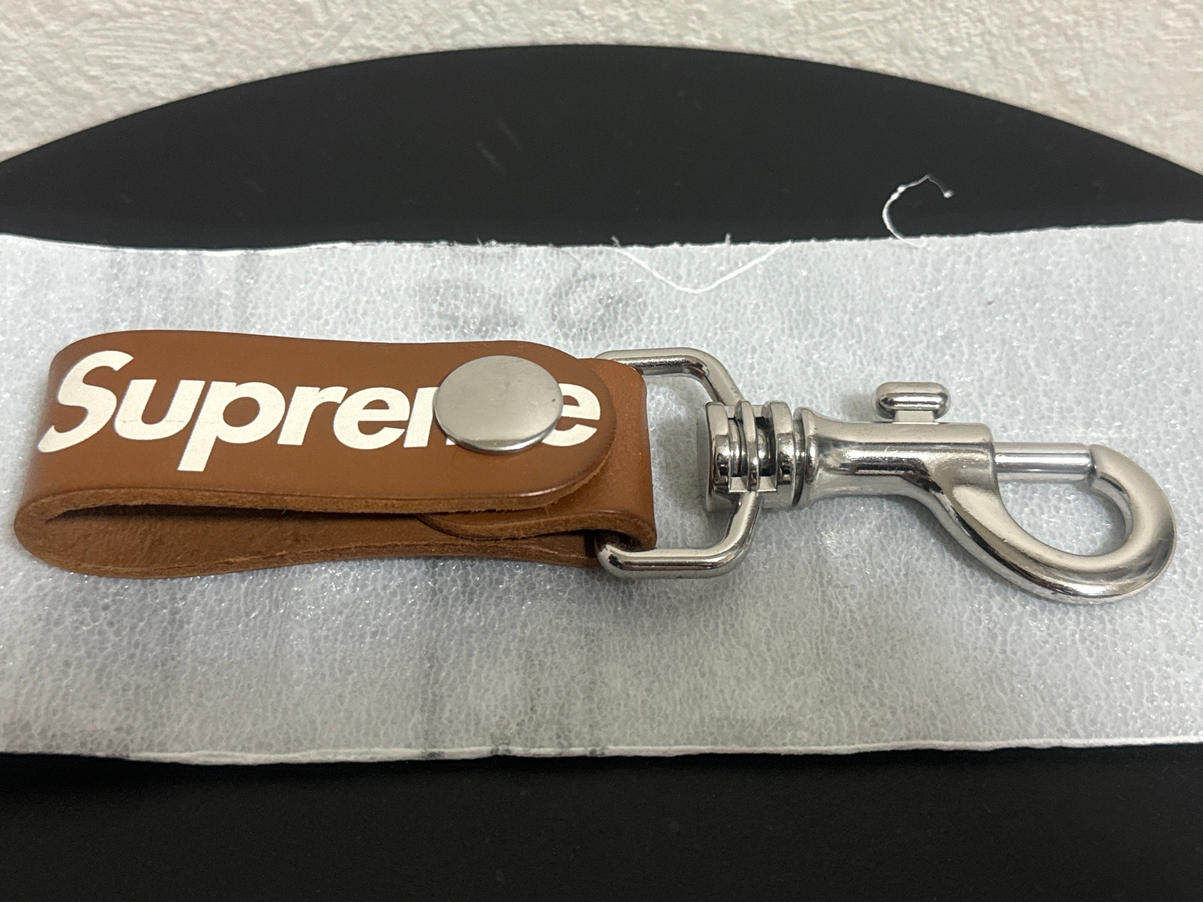 Supreme Leather Key Loop 