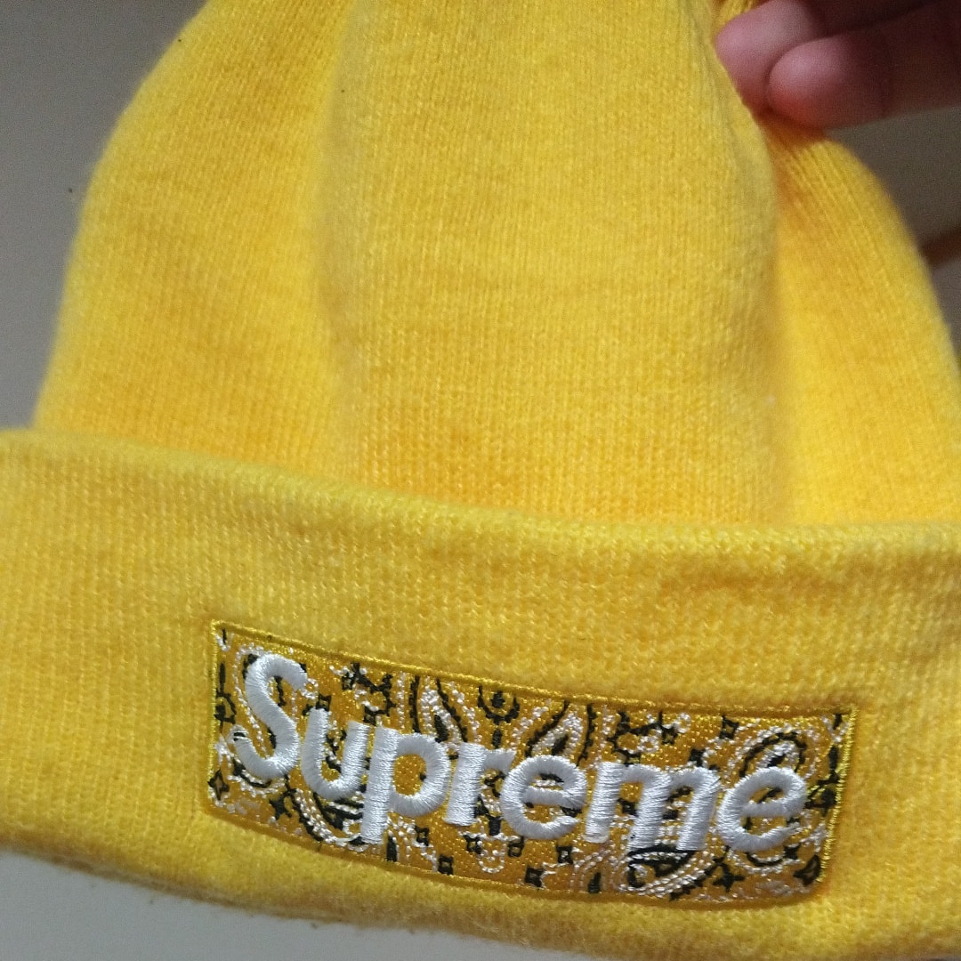 Supreme New Era® Box Logo Beanie "Yellow"