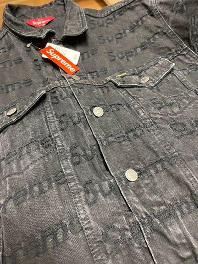 Supreme Frayed Logos Denim Trucker Jacket "Black"