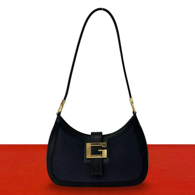 GUCCI グッチ G ロゴ 金具 レザー キャンバス ショルダーバッグ ブラック
06640