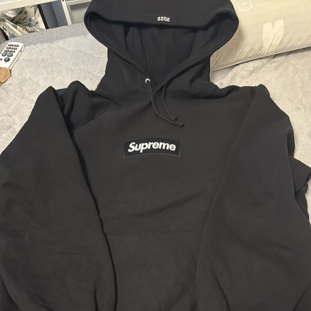 Supreme / Swarovski® Box Logo Hooded Sweeatshirt "Red"