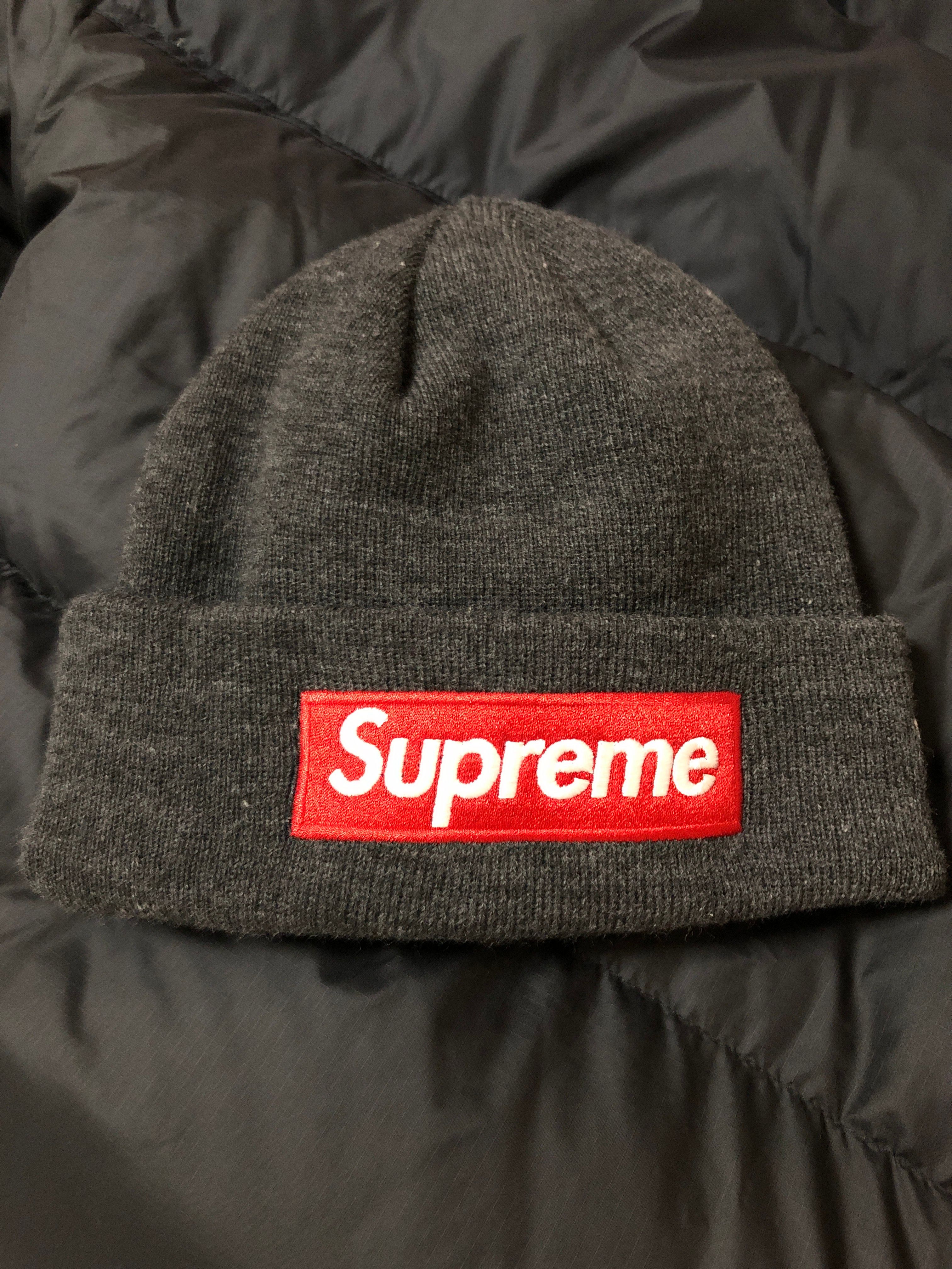 Supreme New Era® Box Logo Beanie "Charcoal" (21FW)