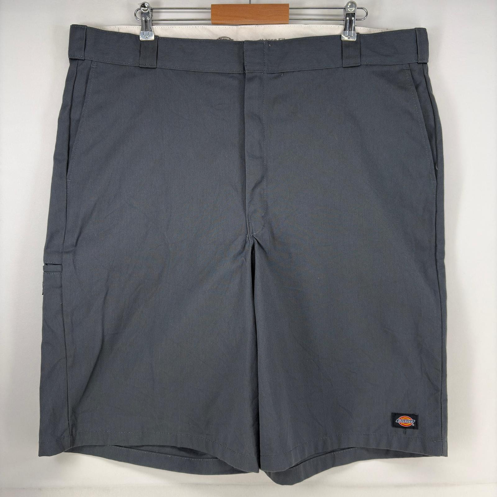 古着 ディッキーズ Dickies ショートパンツ ワーク ツールポケット ルーズフィット ワンポイントロゴ ジップ w44  グレー系 メンズ