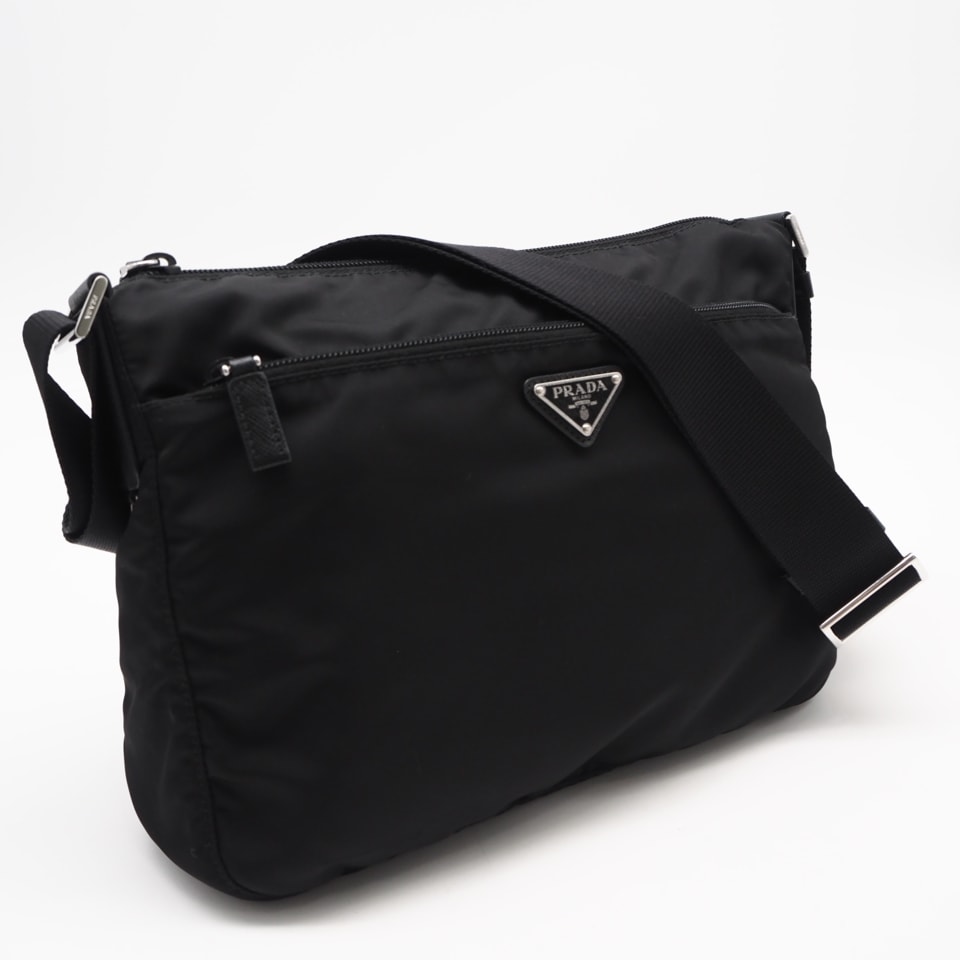美品 PRADA プラダ Re-Nylon サフィアーノ ショルダーバッグ 1BC421 ショルダーバッグ ブラック ナイロン サフィアーノ メンズ