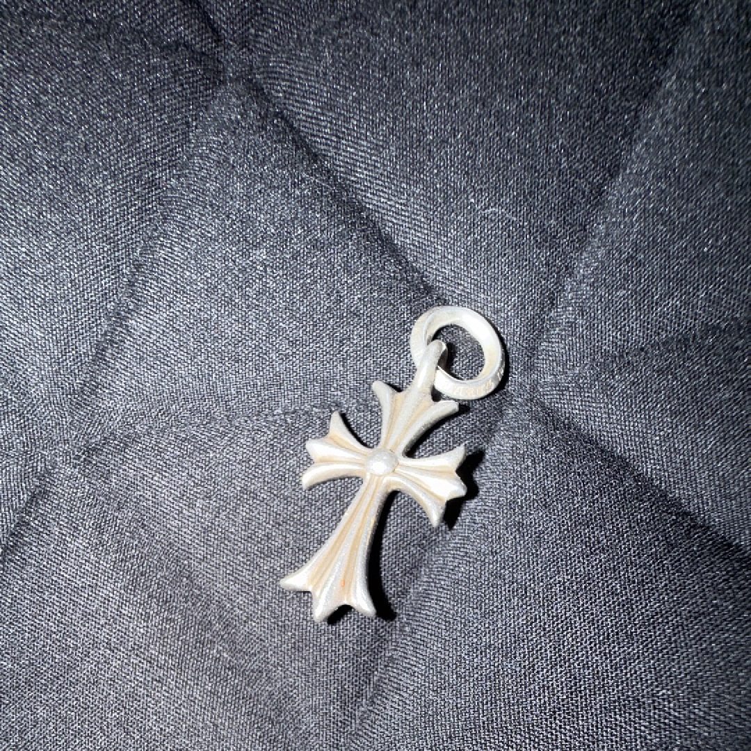 クロムハーツ ダブル フローラル クロス リング 