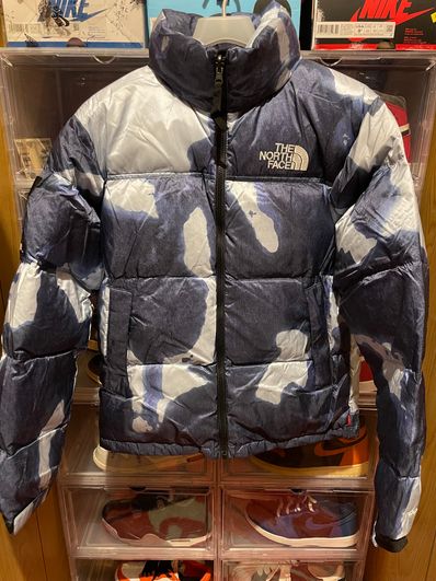 Supreme x The North Face Bleached Denim Print Nuptse Jacket "Indigo"