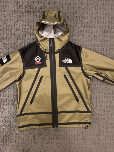 Supreme x The North Face Summit Series Outer Tape Seam Shell Jacket "Olive"