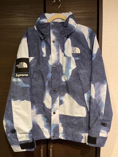 Supreme x The North Face Bleached Denim Print Mountain Jacket "Indigo"