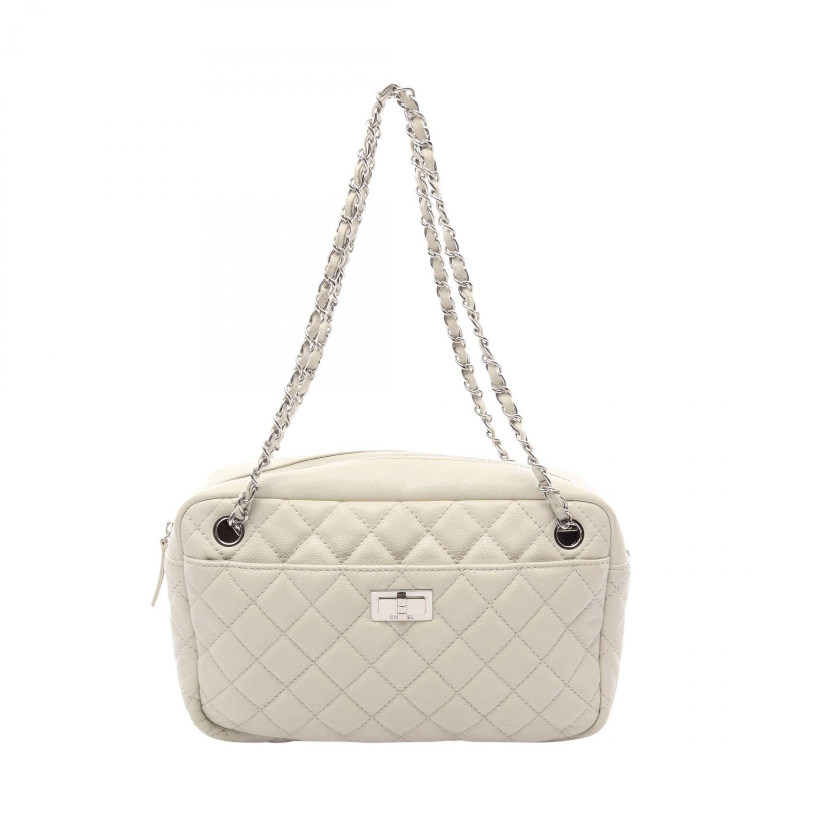 シャネル CHANEL 2.55 マトラッセ ショルダーバッグ バッグ キャビアスキン(グレインドカーフ) レディース ホワイト系 【中古】