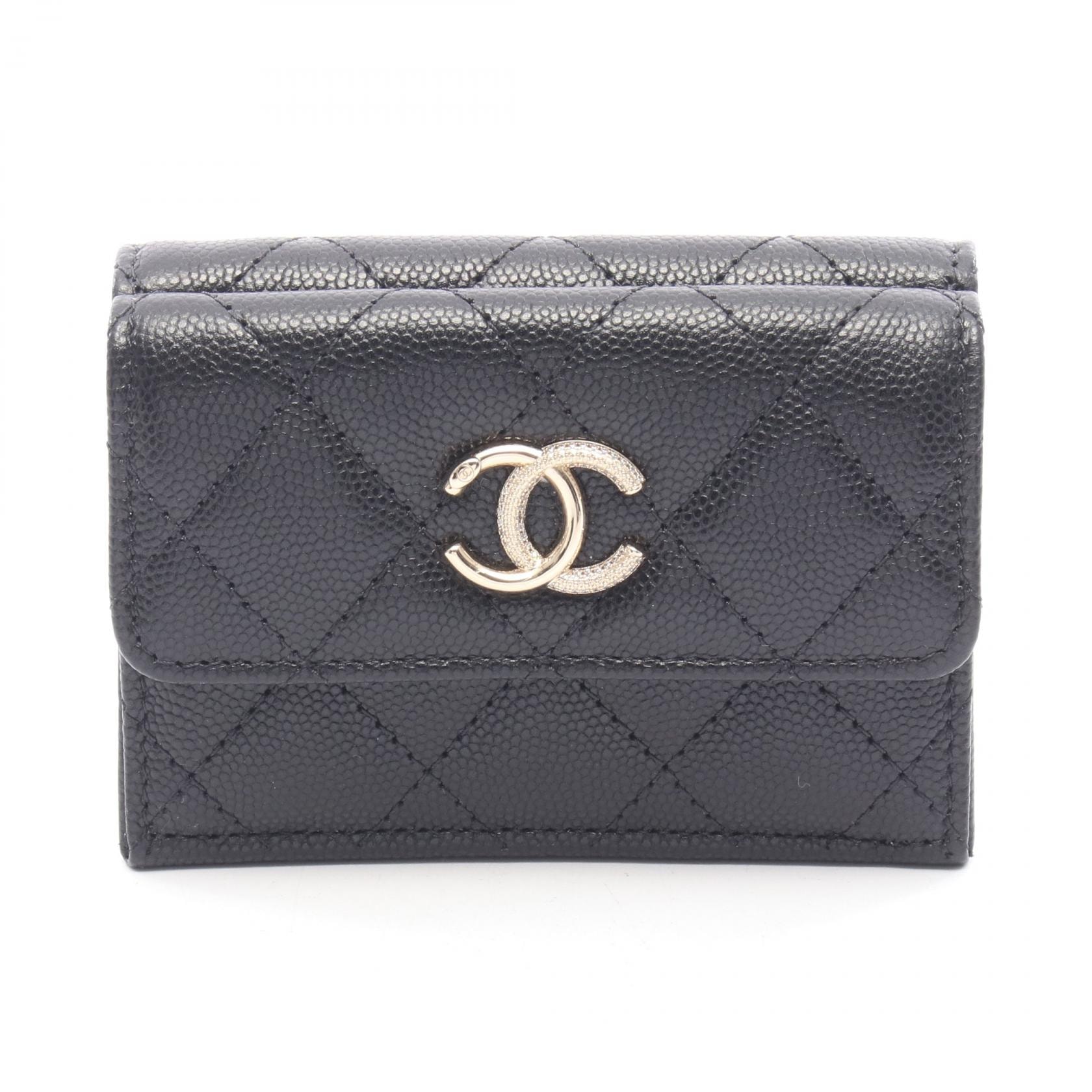 シャネル CHANEL マトラッセ スモール フラップ ウォレット 三つ折り財布 財布 キャビアスキン(グレインドカーフ) レディース ブラック系 AP4901 【中古】