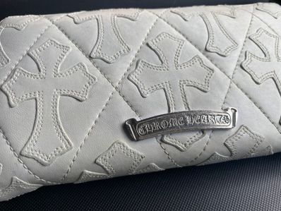 クロムハーツ財布 白