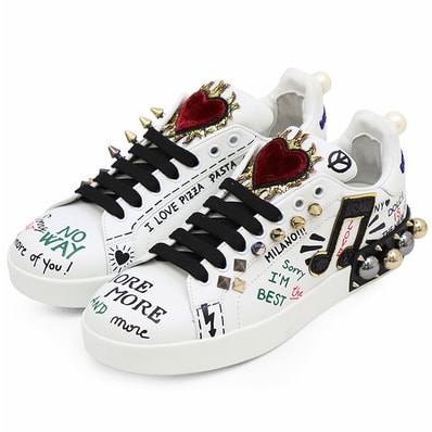 【美品】DOLCE&GABBANA ドルチェアンドガッバーナ スニーカー サイズ 38 1/2 レディース ポルトフィーノ スタッズ ハート ワッペン メッセージプリント ロゴプリント シューズ 靴 袋付属 ホワイト 白 イタリア製