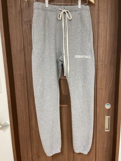 FEAR OF GOD Essentials Graphic Sweatpants "Grey"