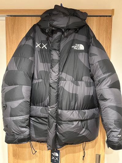 The North Face Kaws Retro 1994 Himalayan Parka "Black"
