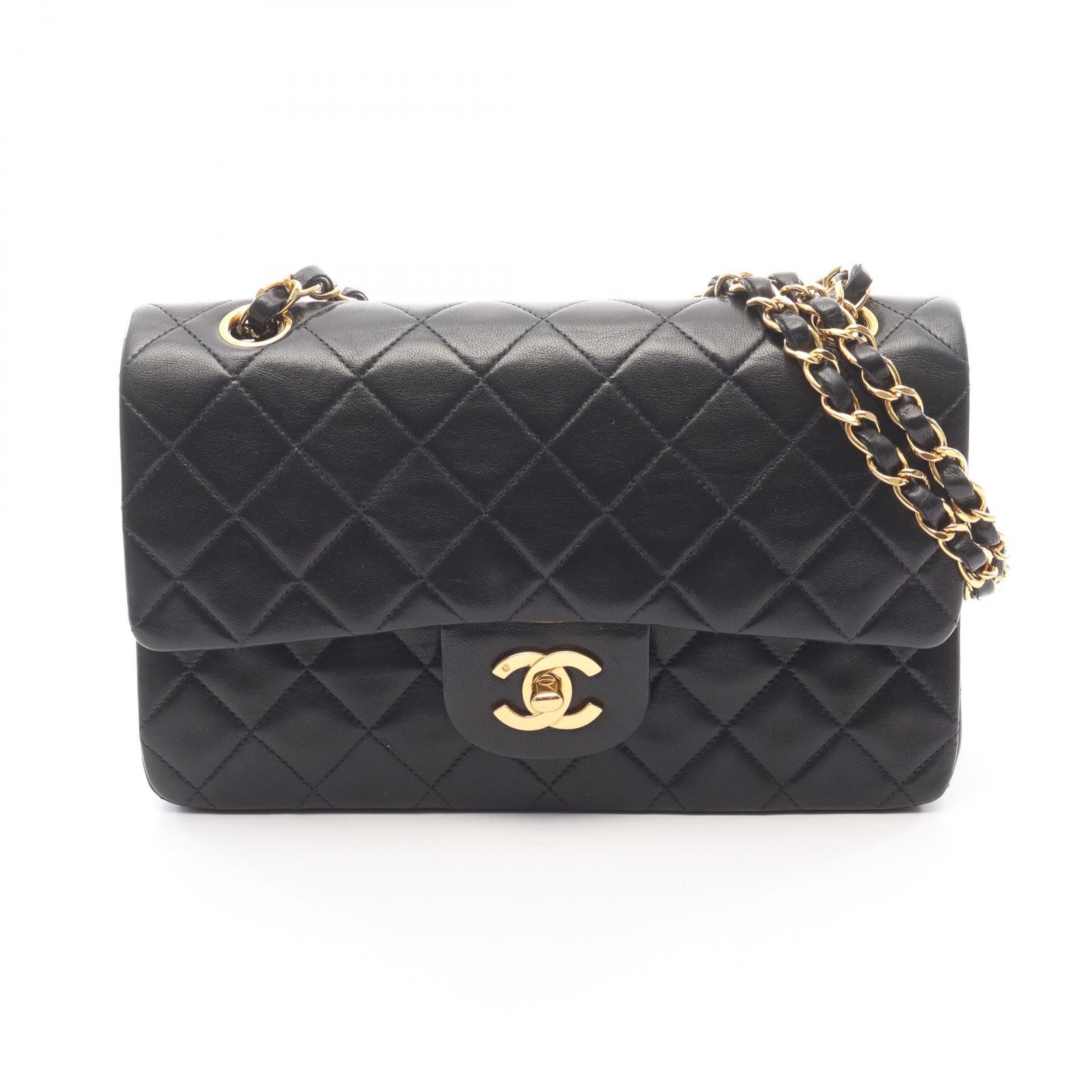 シャネル CHANEL マトラッセ Wフラップ ショルダーバッグ バッグ ラムスキン(羊革) レディース ブラック系 【中古】
