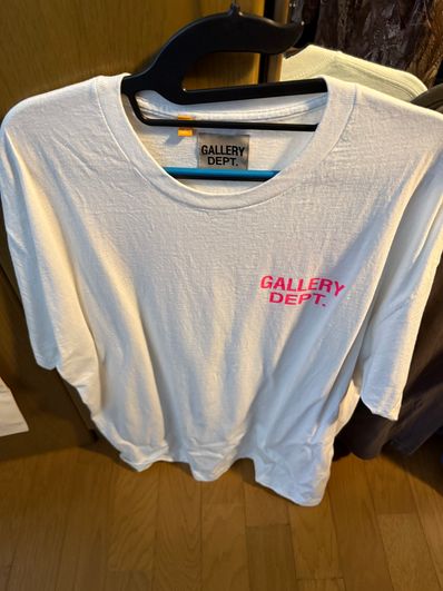 ギャラリーデプト Tシャツ ホワイト 蛍光ピンク