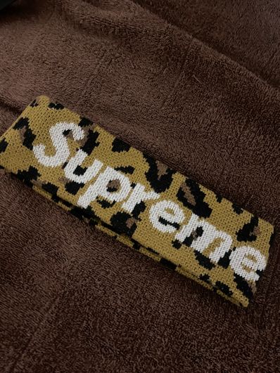 Supreme / New Era® Big Logo Headband "Leopard"