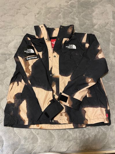 Supreme x The North Face Bleached Denim Print Mountain Jacket "Black"