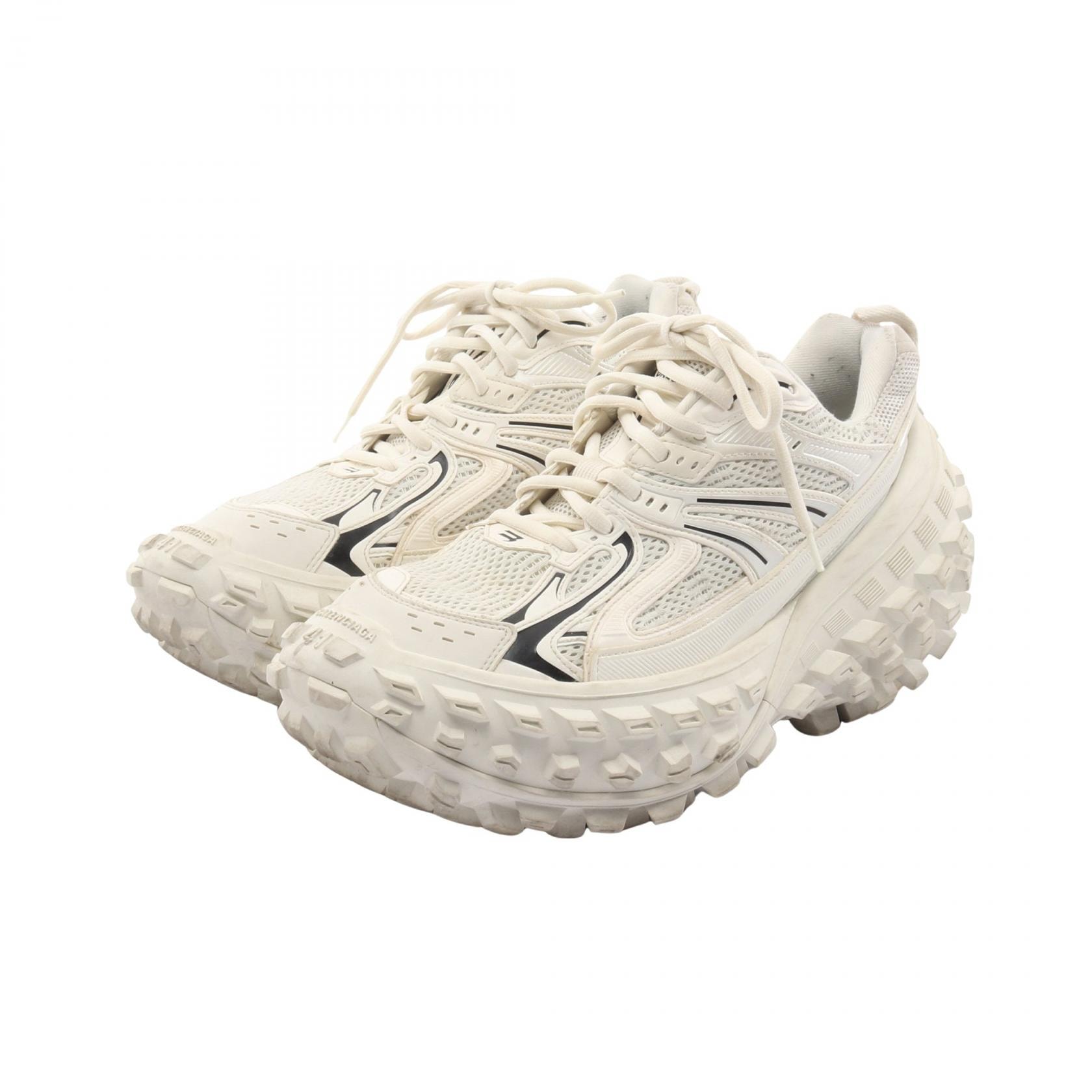 バレンシアガ BALENCIAGA DEFENDER BOUNCER スニーカー 靴 ファブリック メンズ ホワイト系 685613 【中古】