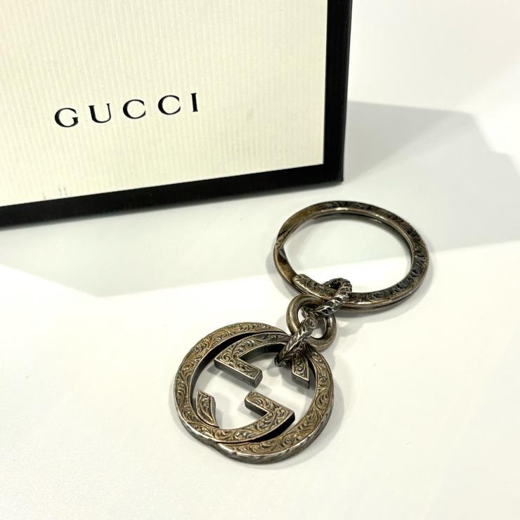 グッチ GUCCI キーホルダー インターロッキングG 453308 J8400 0811 Ag925 シルバー エングレービング【鑑定済み】正規品