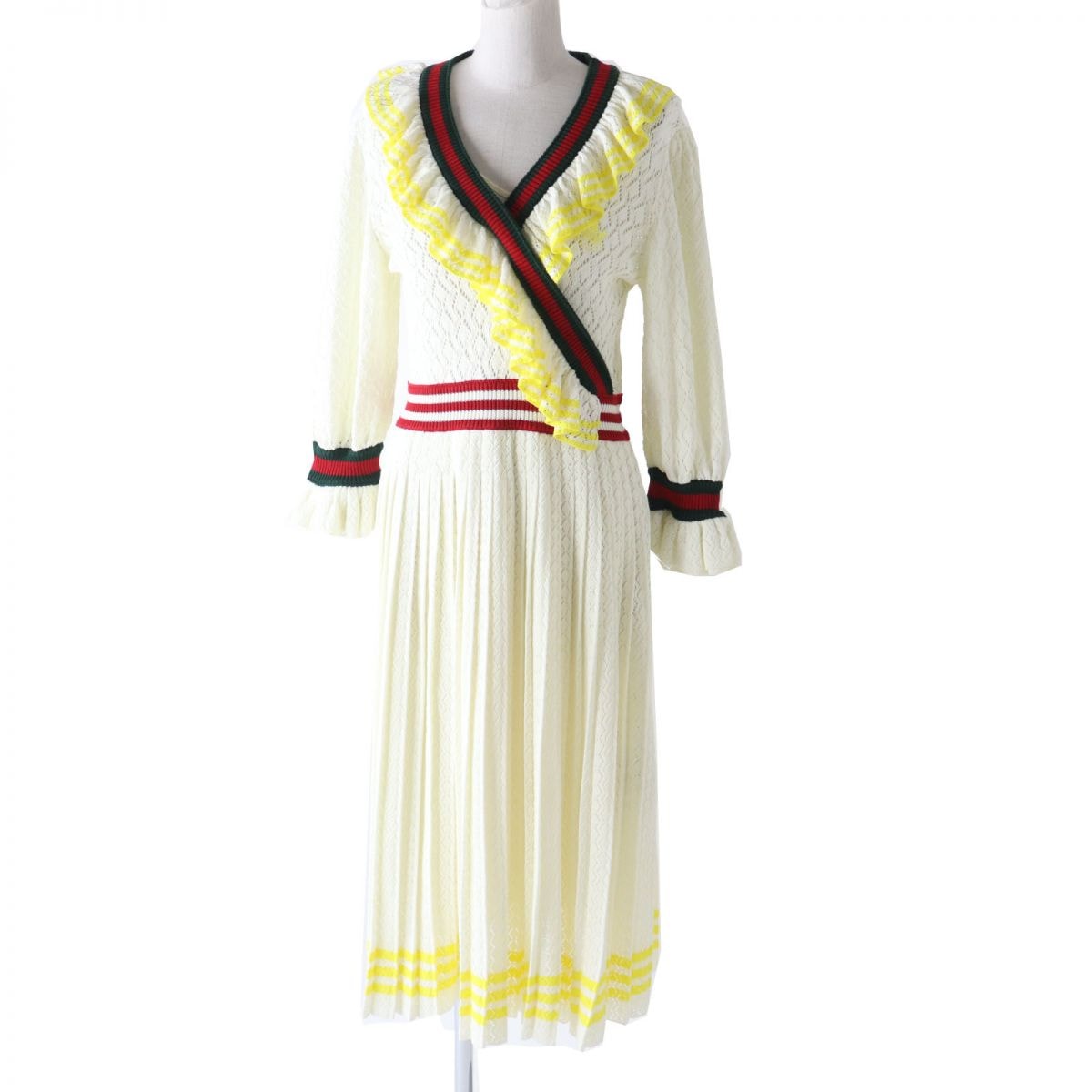 【ドンドン見直し】極美品 アディダス
ワンピース 白×マルチ レディース M