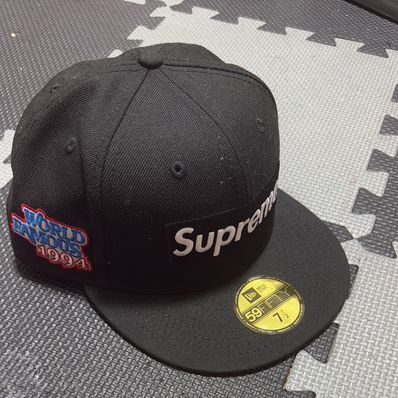 Supreme World Famous Box Logo New Era® "Black"