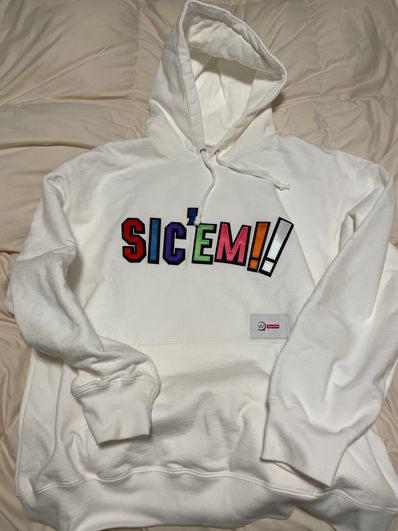 Supreme / WTAPS Sic'em! Hooded Sweatshirt "White"