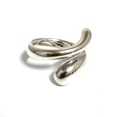 【12号・男女兼用】ティファニー エロンゲイテッド ティアドロップ リング